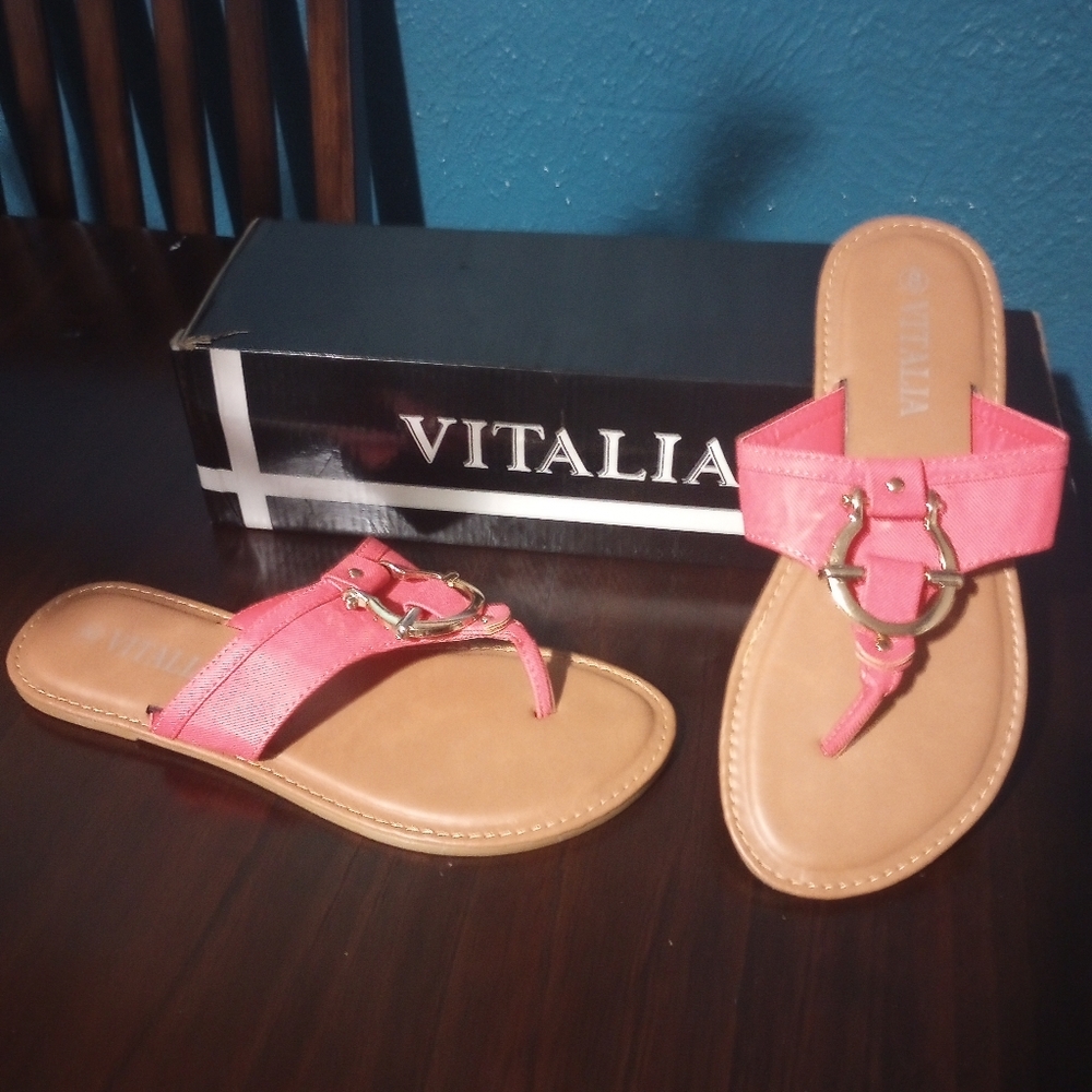 NWB Vitalia Pink Slip On Sandals Size 8